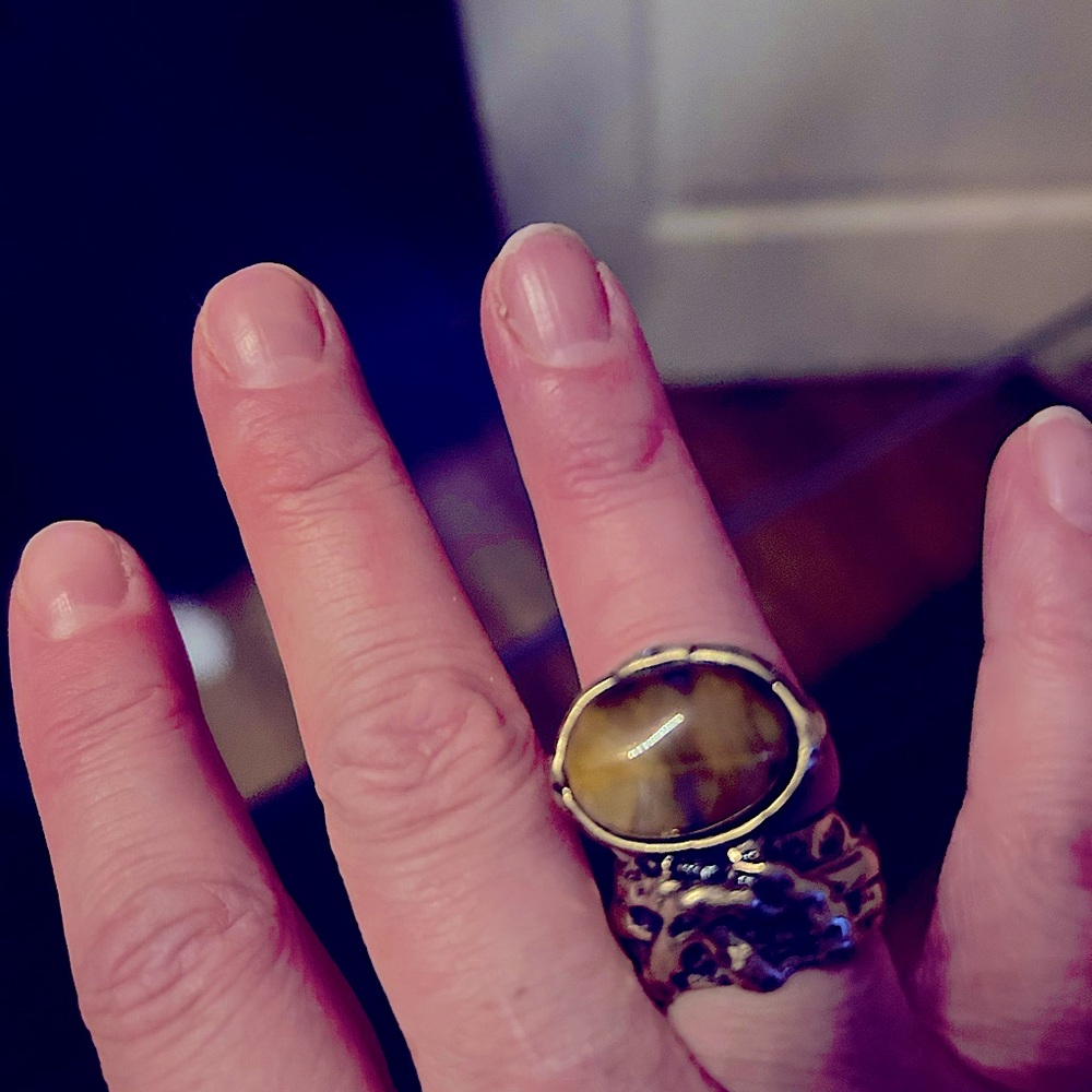 Rare Tigers Eye Crystal Gem Stone Knuckle Cover Ring Bronze Hammered Vintage 6 7